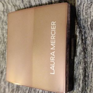 NWOB--Laura Mercier Velour Lip Powder -- New York-- Never used